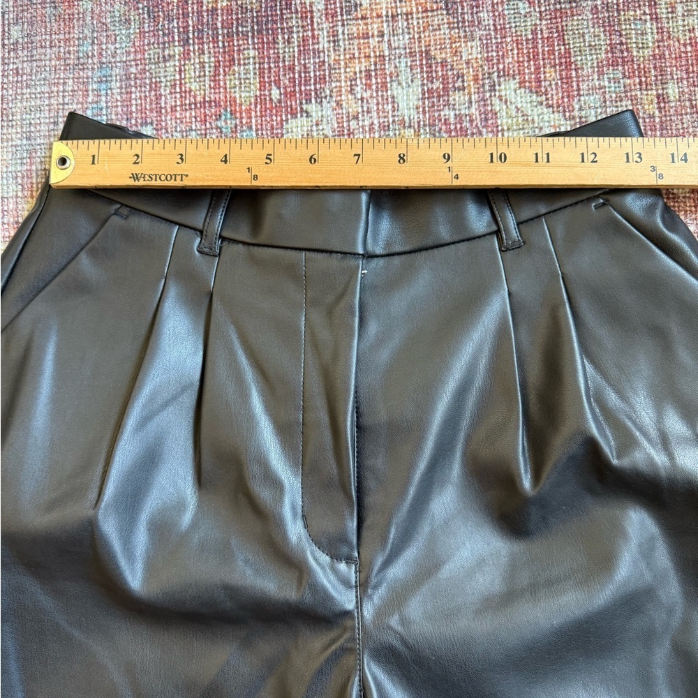 Abercrombie&Fitch Women’s Medium Curve Love Vegan Leather Pleated Sloan Trousers - Picture 2 of 10